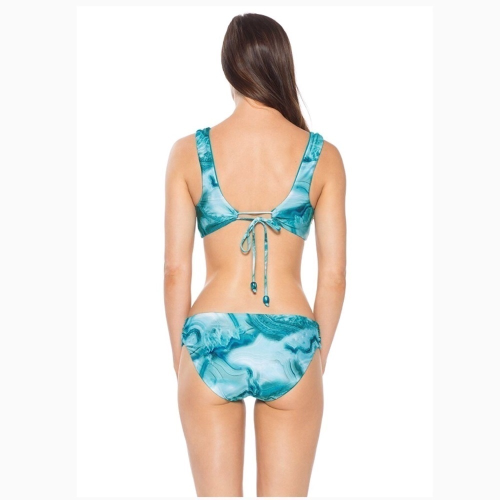NWT Becca Women's Scoop Neck Reversible Bikini Top size Large - Picture 7 of 8
